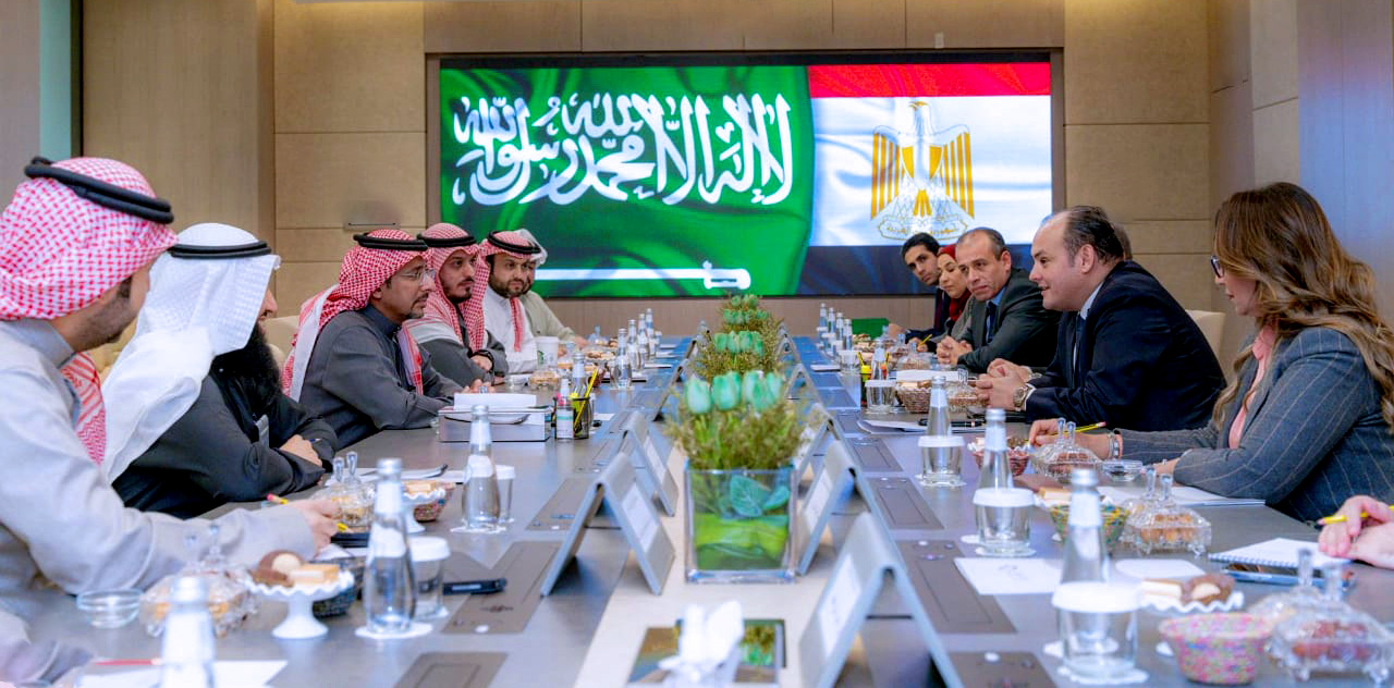 وزير التجارة والصناعة يختتم زيارته للعاصمة الرياض ويبحث مع كبار المسؤولين السعوديين سبل الارتقاء بالعلاقات الاقتصادية المشتركة بين البلدين 